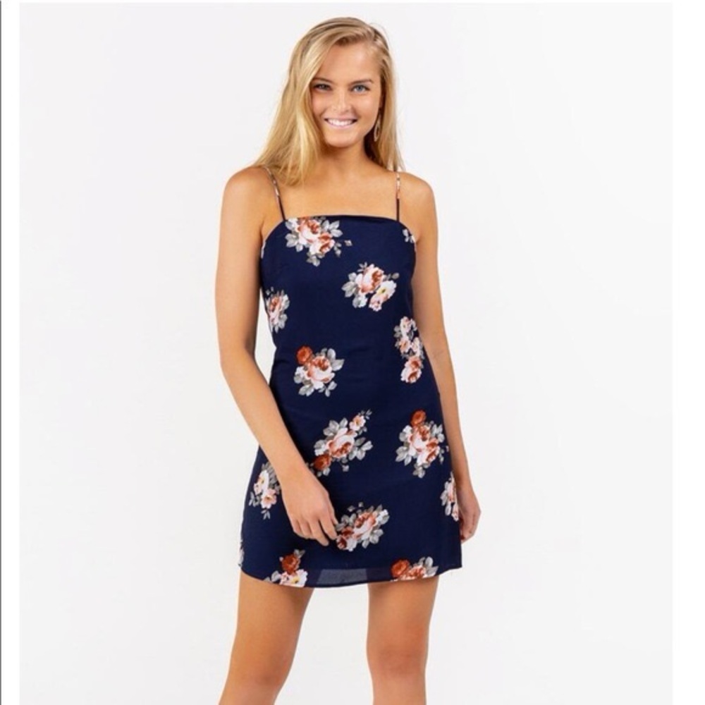 Francesca’s collections - Square neck slip dress